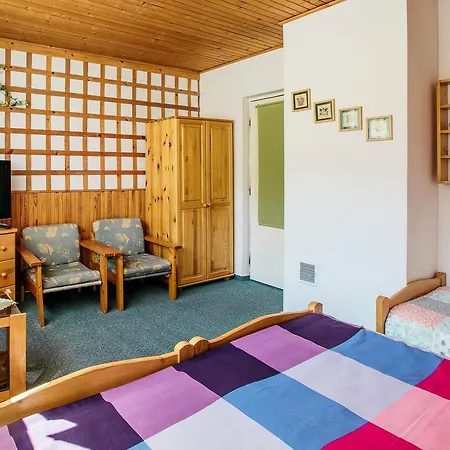 Gustav Halas Pansiyon *